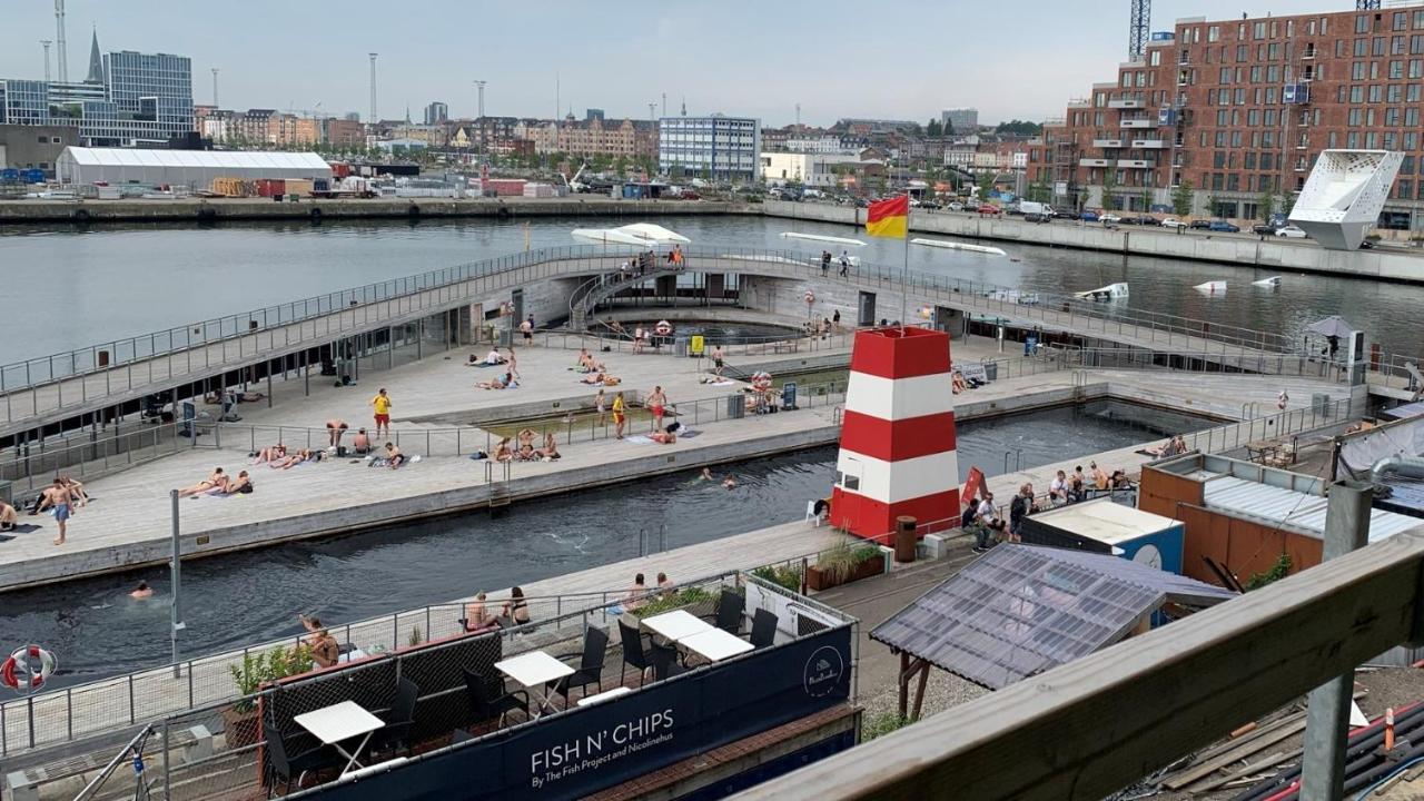 Lejlighed Directly To Seafront Of Bassin 7 With Big Balcony And Free Parking Århus