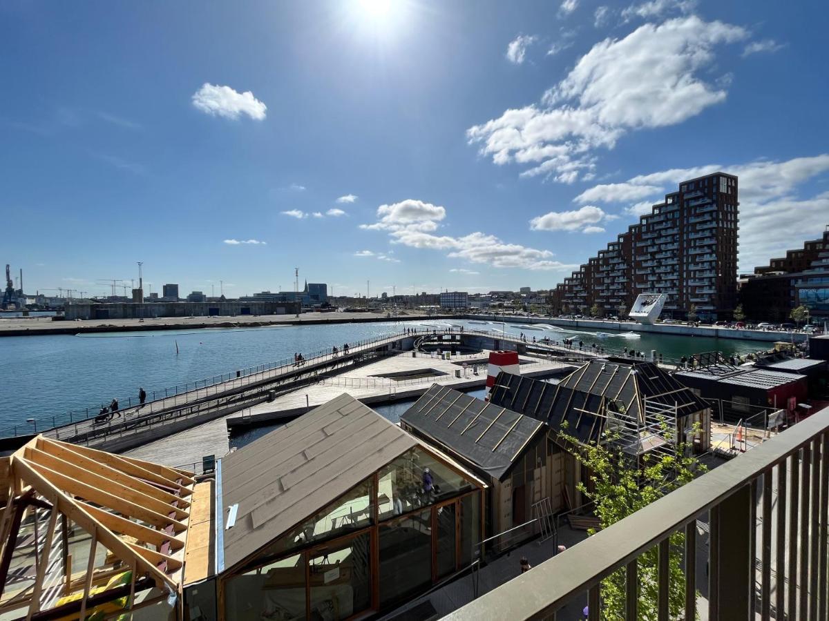 Directly To Seafront Of Bassin 7 With Big Balcony And Free Parking Lejlighed
